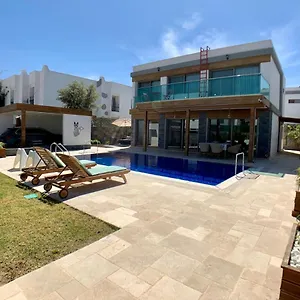  Motel Ultra Luxury Private With Swimming Pool